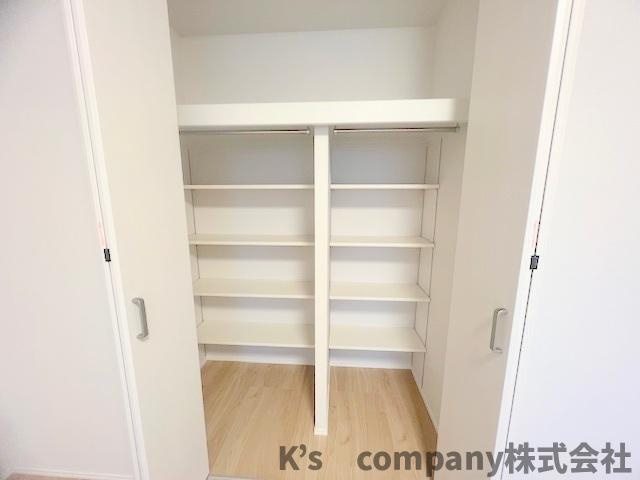 茅ヶ崎市本村4丁目　グラン・コート湘南茅ヶ崎の収納|洋室6.8帖の収納スペース◇