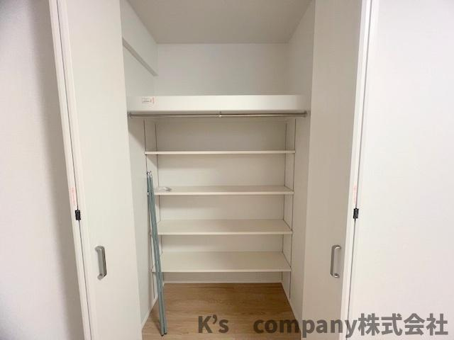 茅ヶ崎市本村4丁目　グラン・コート湘南茅ヶ崎の収納|サービスルームの収納スペース◇