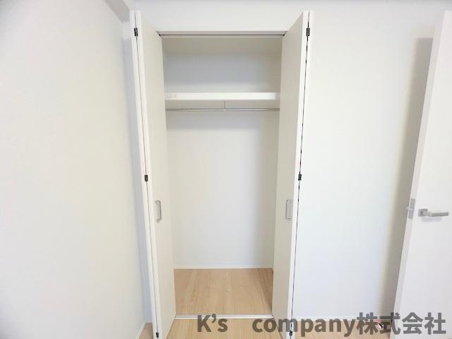 茅ヶ崎市本村4丁目　グラン・コート湘南茅ヶ崎の収納|洋室5帖の収納スペース◇