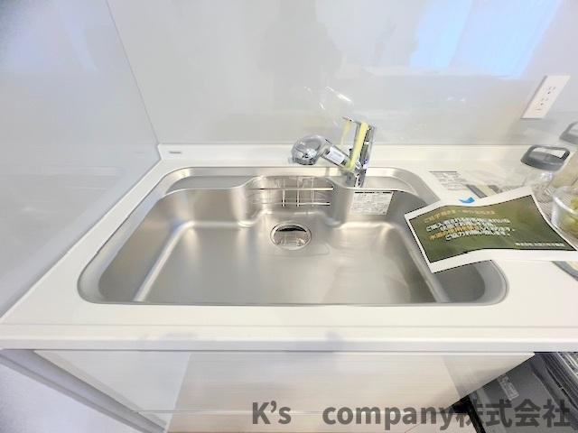 茅ヶ崎市本村4丁目　グラン・コート湘南茅ヶ崎のキッチン|扱いやすいステンレス素材のシンク◇