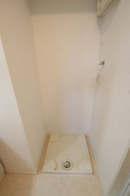 【設備】 | ラ・カーサドルチェ | 室内洗濯機置き場
