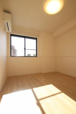 【寝室】 | ラ・カーサドルチェ