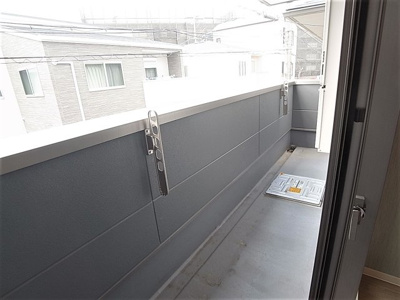 【バルコニー】 | EXSONIA湊川 | 日当たりの良いバルコニー