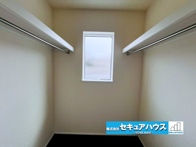 【同施工物件ご案内可能】東海市加木屋町三ツ池 全2棟の内観：施工例|【バルコニーイメージ】
◆見晴らしもよく、太陽の温かな温もりをめいっぱい受け止めてくれます。
太陽の光と爽やかな風を受けたお洗濯物はあっという間に乾き、取りこむ時には太陽の匂いを感じられそうですね。　