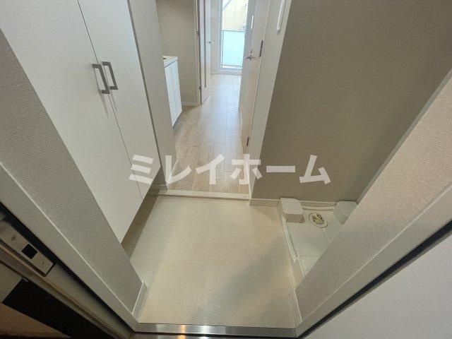 カスタリア大森Ⅱの玄関|お部屋は反転タイプとなります