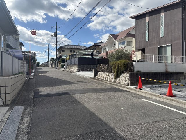 廿日市阿品4丁目の前面道路含む現地写真