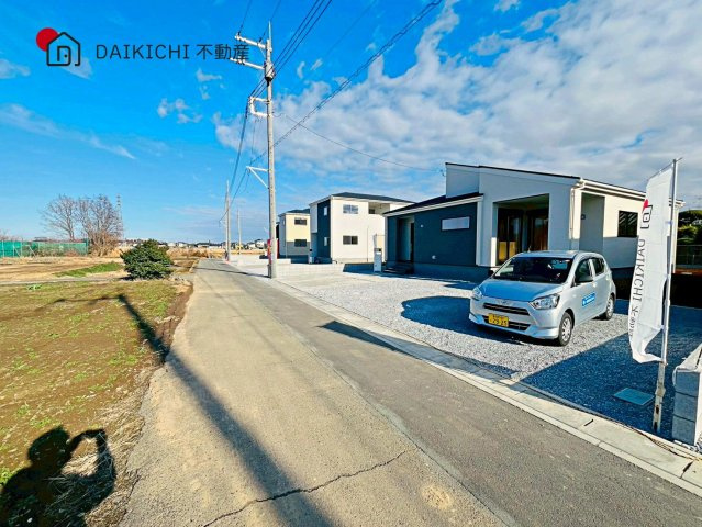 【前面道路含む現地写真】 | 加須市南大桑　Livele Fine　新築戸建　全7棟　3号棟