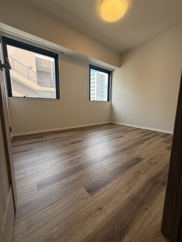 グランドメゾン白山の洋室|洋室（5.8帖） 
