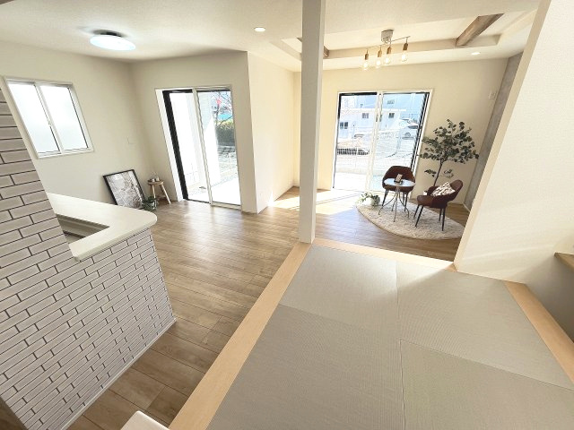 【内装】 | 糟屋郡志免町王子2丁目　1号棟（全8棟）【仲介手数料無料・0円】 | 施工例。施工例は完成時と異なる場合があります。