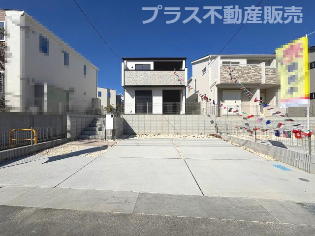 【外観】 | 糟屋郡志免町王子2丁目　1号棟（全8棟）【仲介手数料無料・0円】 | 現地写真。