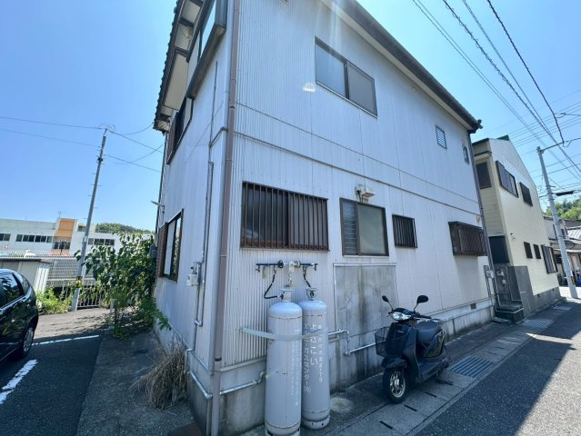 高知市横浜東町　1棟アパートの外観