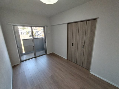 【洋室】サンパーク鉄王 