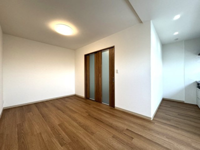 【居間・リビング】 | 衣笠西馬場町テラスハウス