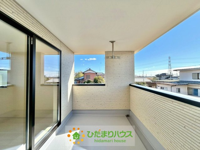 加須市南大桑　新築一戸建て　05　リーブルファインのバルコニー