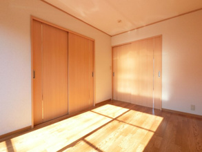 【居間・リビング】 | ビーバープレイス五井　D