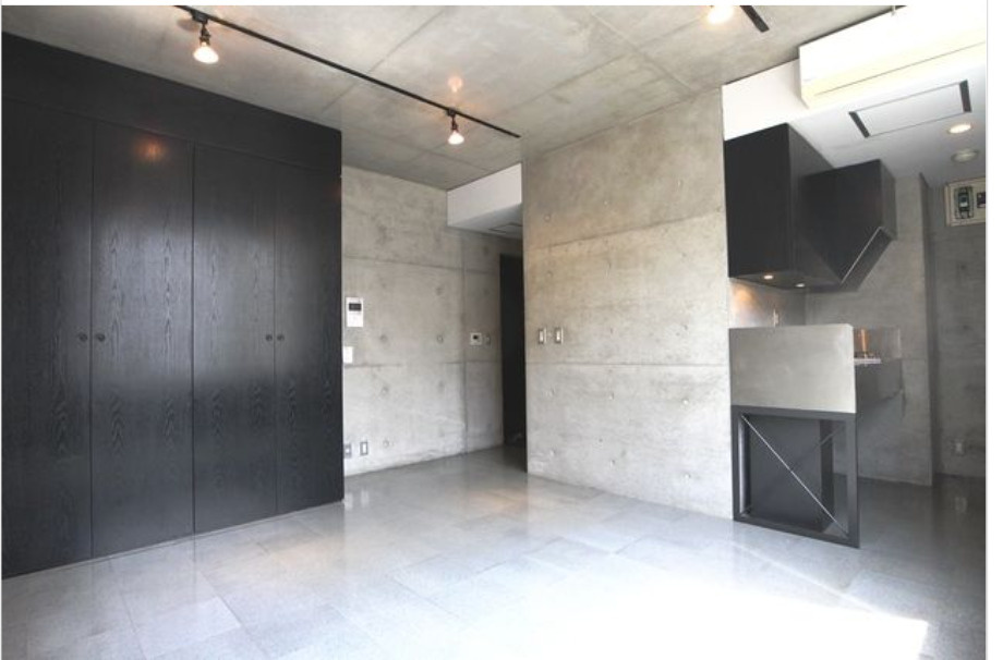 アルシェドゥ　角部屋　オートロック　二面採光の居間・リビング