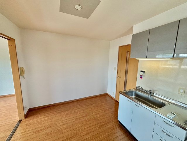 ルミエール野田の居間・リビング