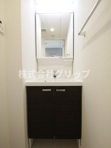 リブリ・井土ヶ谷の独立洗面台