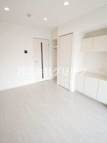 リブリ・井土ヶ谷の洋室