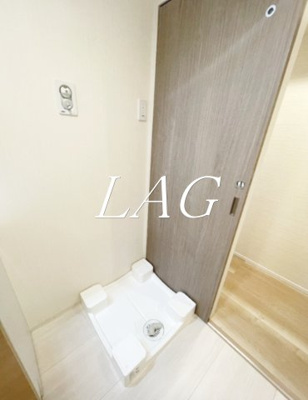 【設備】 | ＶＥＲ ＦＬＡＴ | 室内洗濯機置場です。