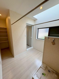 【洗面所】 | 西宮市　小松南町１丁目　中古戸建