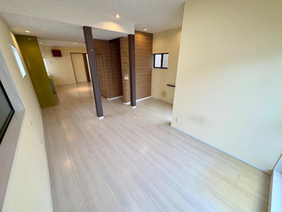 【居間・リビング】 | 西宮市　小松南町１丁目　中古戸建