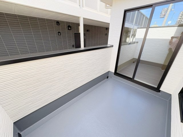 吉川市中曽根2丁目　新築戸建　全1棟のバルコニー|同施工会社の参考写真になります。