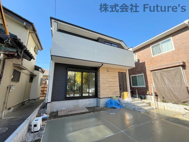 吉川市中曽根2丁目　新築戸建　全1棟の外観|現地の写真になります。