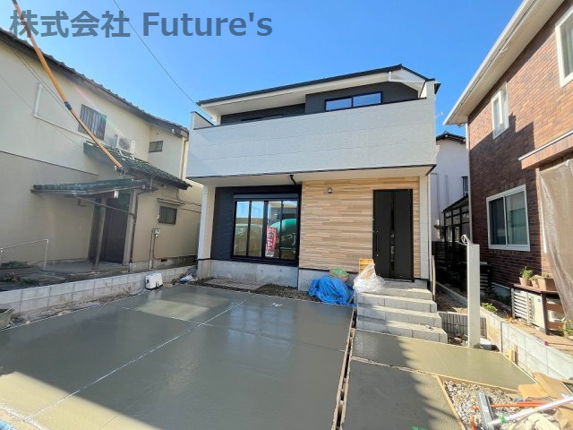 吉川市中曽根2丁目　新築戸建　全1棟の外観|現地の写真になります。