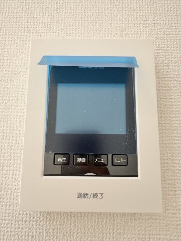 中央区雄踏町宇布見　全3棟の防犯設備|モニター付きインターホン！相手の顔が良く見えます！誰が来たかすぐ分かるので防犯対策にもなりますね！　