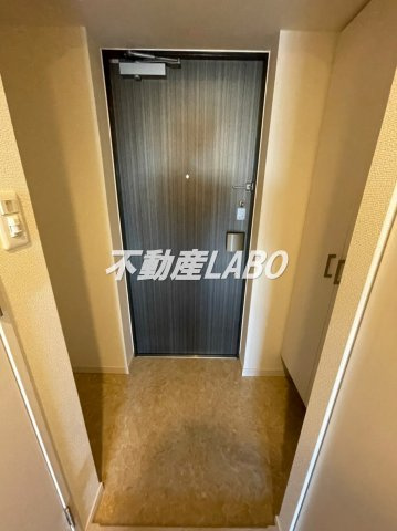 レオンコンフォート阿波座西の玄関