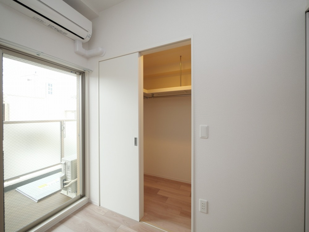 セレニテ新大阪エクラの収納