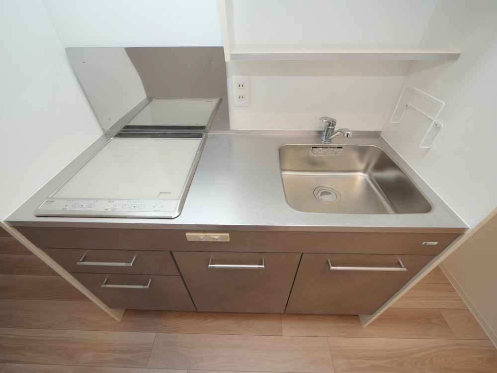 セレニテ新大阪エクラのキッチン