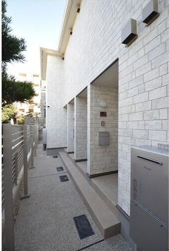 Rilassare(リラサーレ)のエントランス