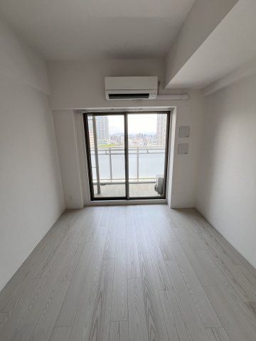 大阪市都島区中野町５丁目の賃貸マンションの居間・リビング