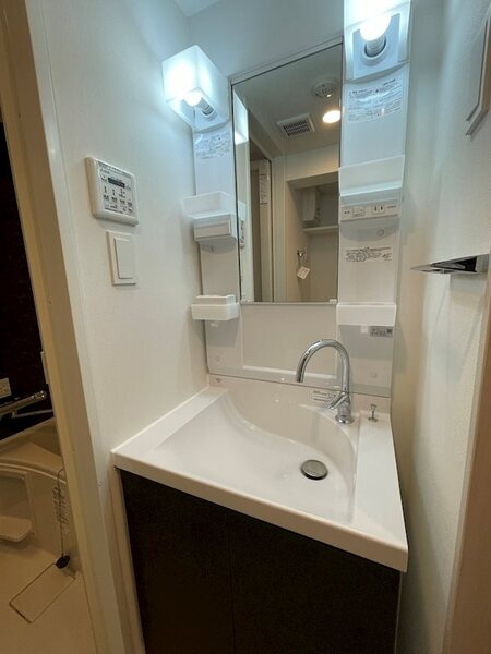 ＡＲＣＯＢＡＬＥＮＯ　ＳＨＩＮＩＴＡＢＡＳＨＩの洗面所