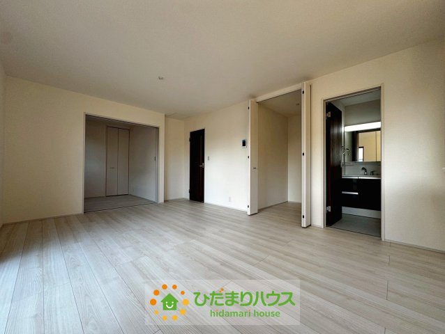 加須市南大桑　新築一戸建て　06　リーブルファインの居間・リビング