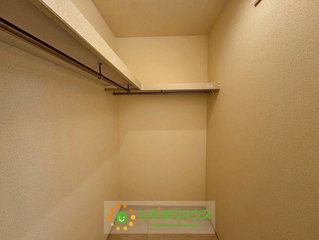 加須市南大桑　新築一戸建て　06　リーブルファインの収納