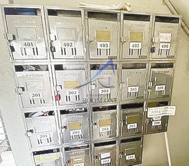 ＦＥＲＲＩＳのその他共用部分|集合ポストです。