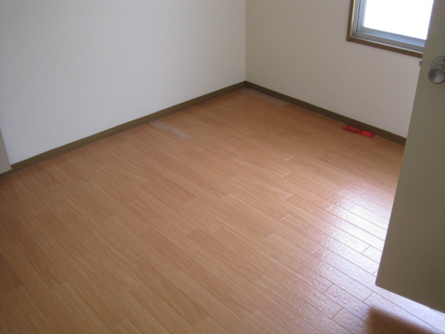 ハイツ山田の洋室|広々とした洋室です