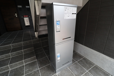 【エントランス】 | ノーブル スクエアB