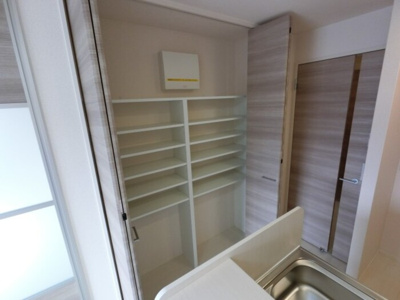 【収納】 | イーストコート Ｂ | ＬＤＫ・収納