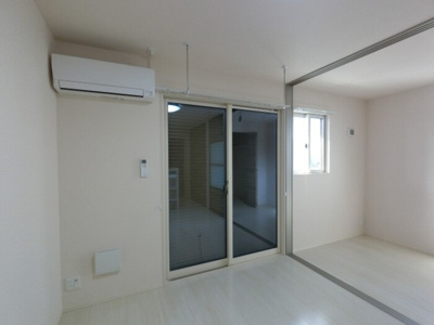 【設備】 | イーストコート Ｂ | シャッター雨戸