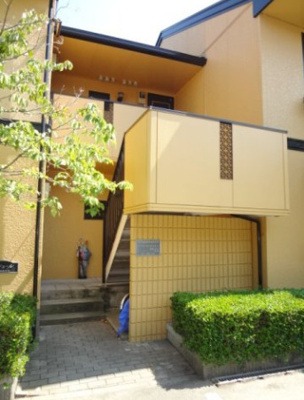 【エントランス】 | ファミーユシャトー