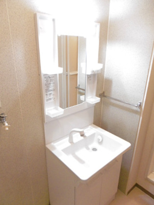 【洗面所】 | ファミーユシャトー