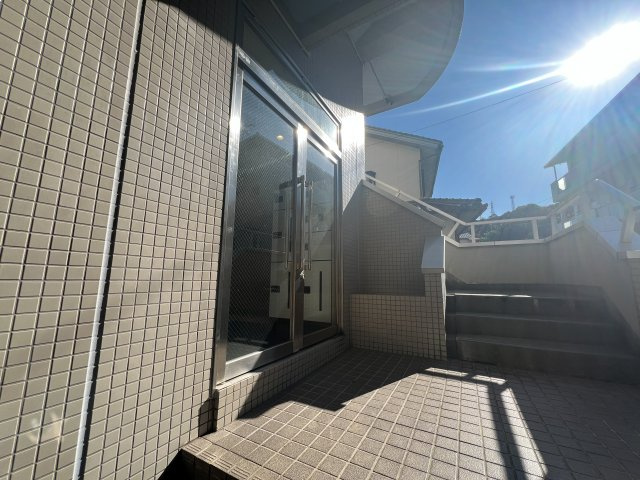 池本マンションのエントランス