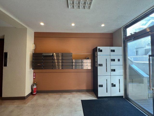 池本マンションのロビー