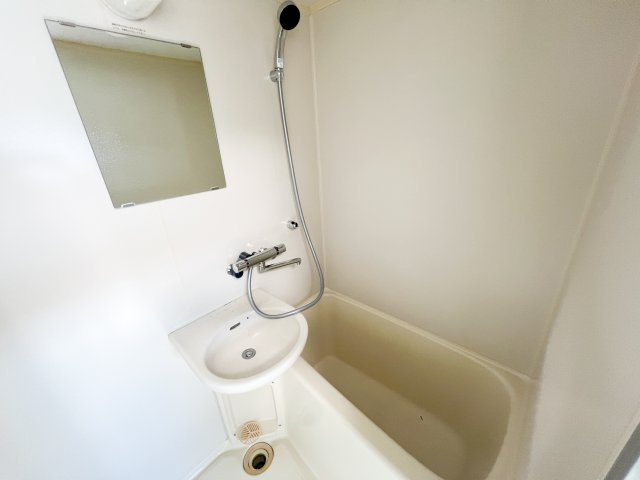 池本マンションの浴室