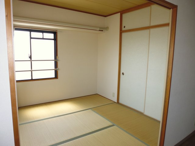 ウィステリア明石の和室