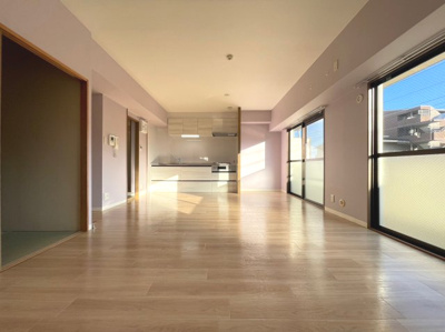 【内装】 | 千里オークプライズ